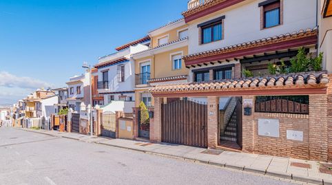 Foto 2 de Casa adosada en venta en Calle Blas de Otero, La Zubia Ciudad, La Zubia
