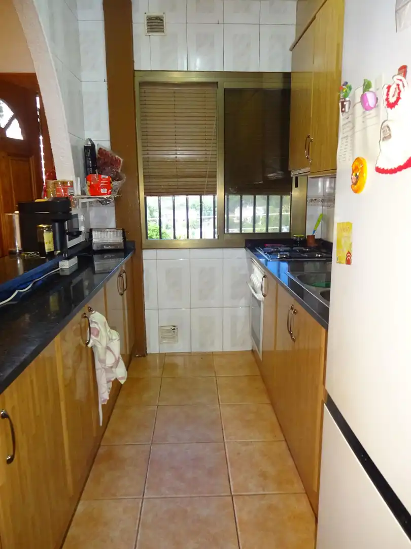 Cuina de Casa o xalet en venda en Argentona amb Jardí privat, Terrassa i Traster