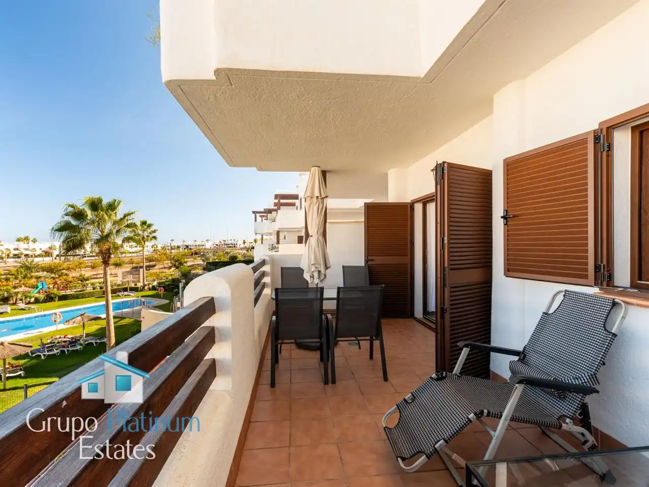 Apartment mit Pool zum Verkauf in San Juan de los Terreros