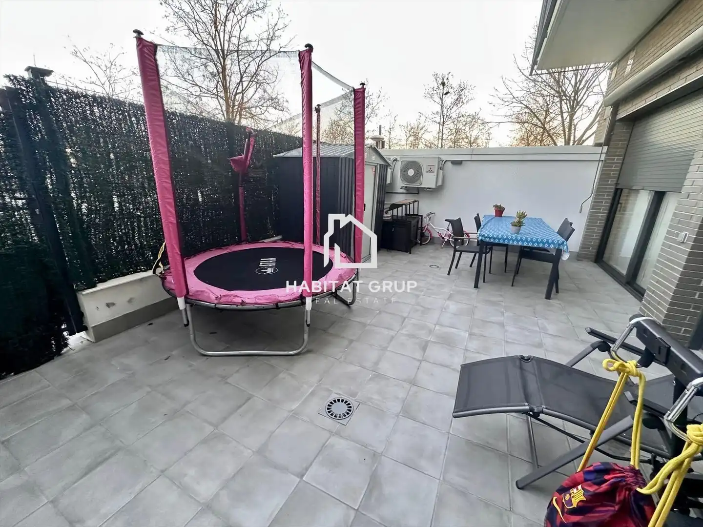 Terrasse von Wohnung zum Verkauf in Salt mit Klimaanlage und Terrasse