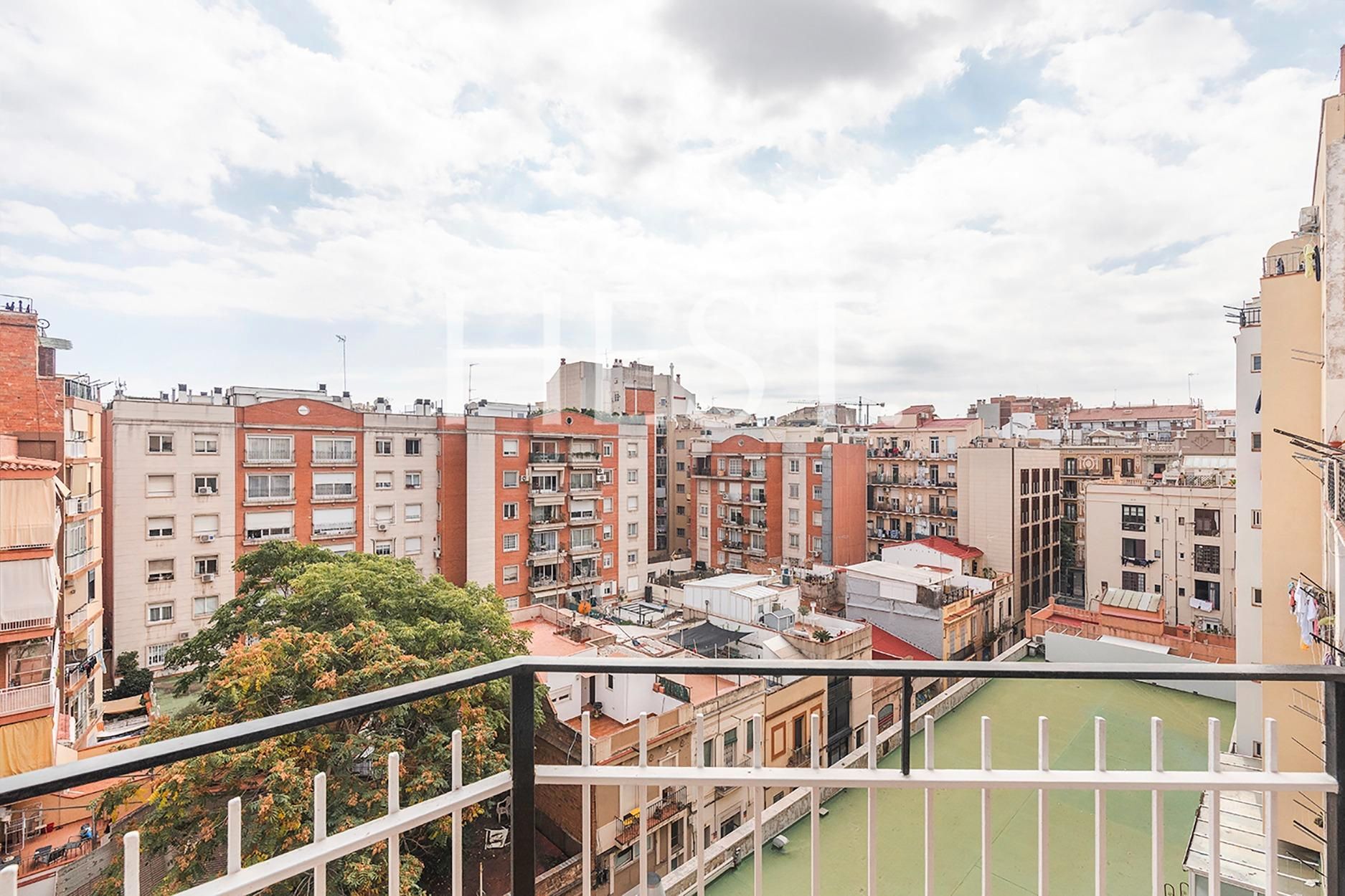 Bedroom of Flat for sale in  Barcelona Capital  with Air Conditioner, Heating and Oven