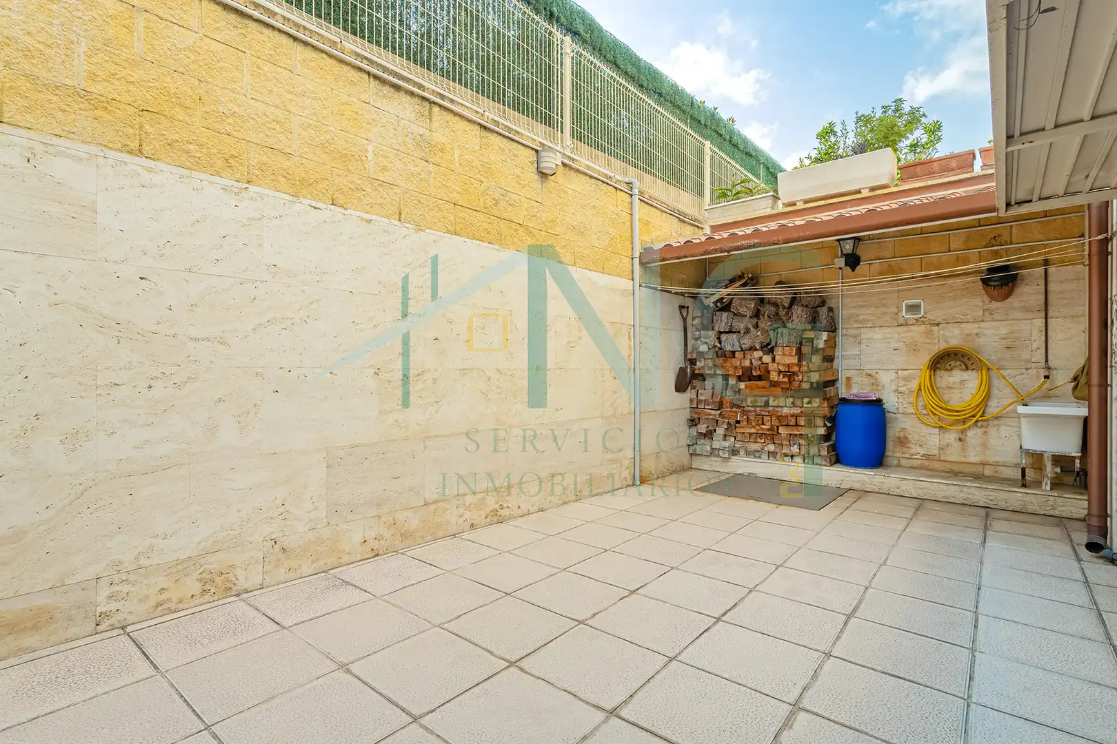 Casa con piscina en venta en el Carrer de Nicaragua, imagen 10