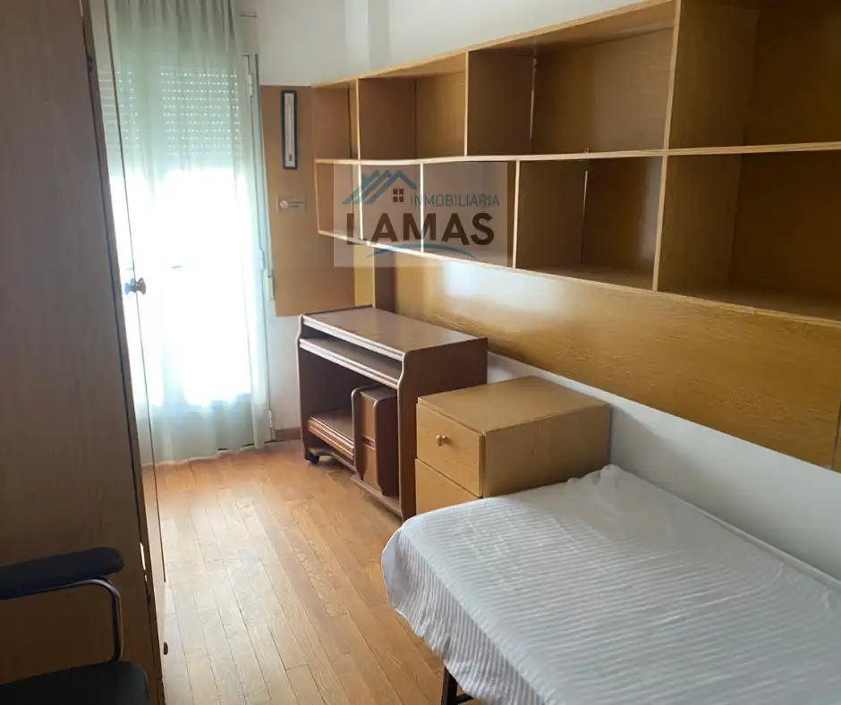 Schlafzimmer von Maisonette zum Verkauf in Navalmoral de la Mata mit Klimaanlage, Heizung und Terrasse