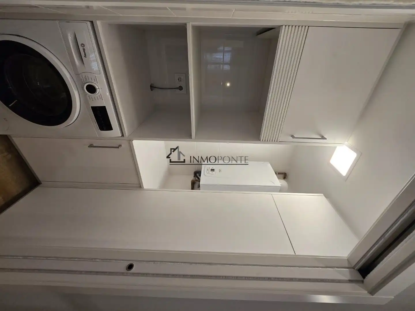 Bedroom of Flat for rent in Pontevedra Capital 