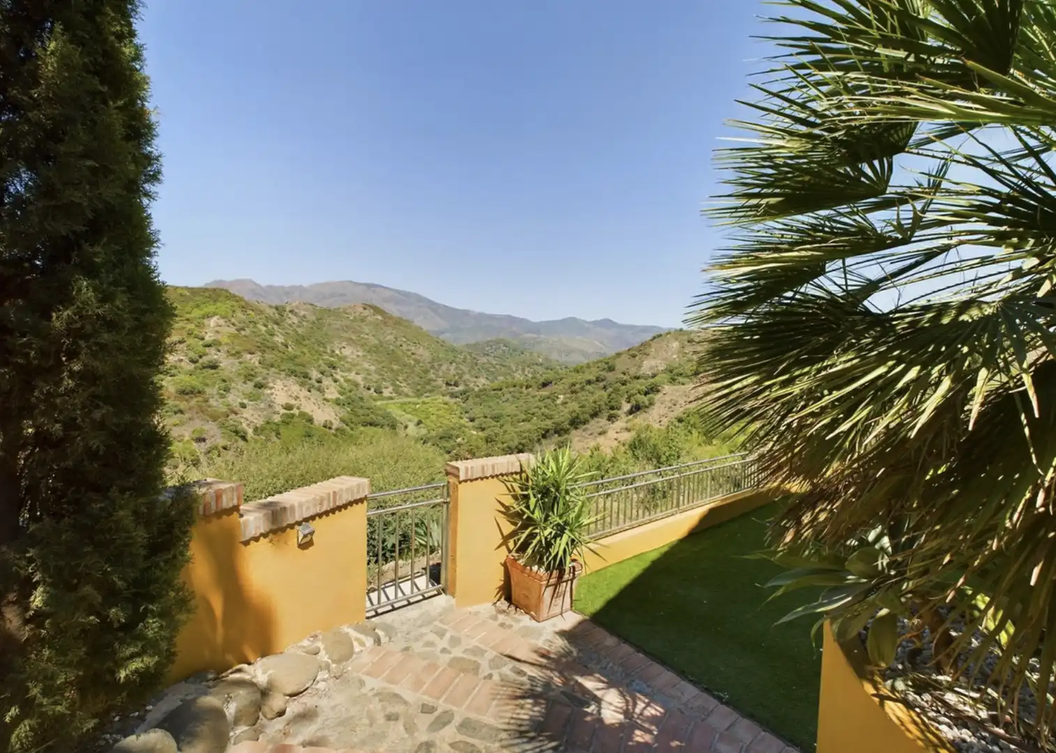 Villa con terrazza in vendita a Altos de Estepona, imagen 34