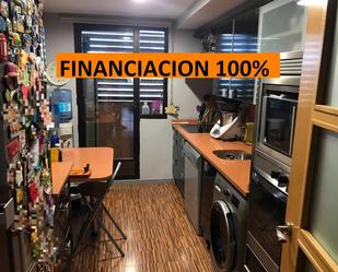 Kitchen of Flat for sale in  Zaragoza Capital  with Terrace, Furnished and Oven
