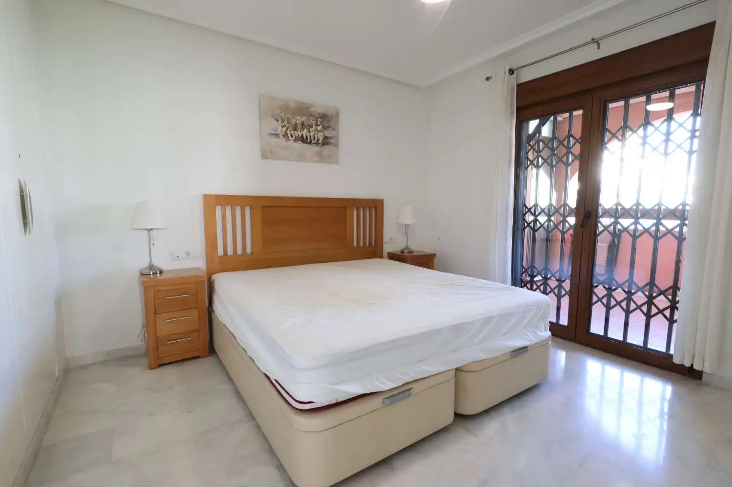 Habitación de Apartamento en venta en Orihuela con Aire acondicionado, Calefacción y Terraza