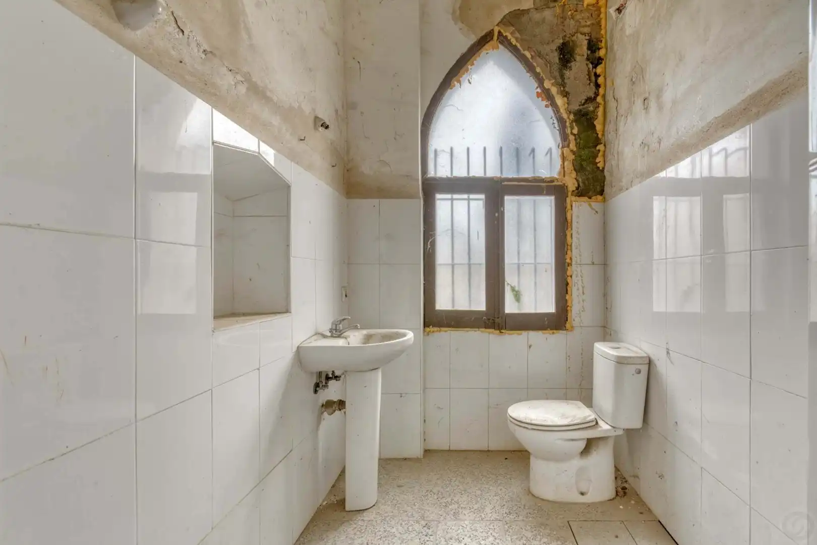 Baño de Finca rústica en venta en Castelló d'Empúries con Trastero