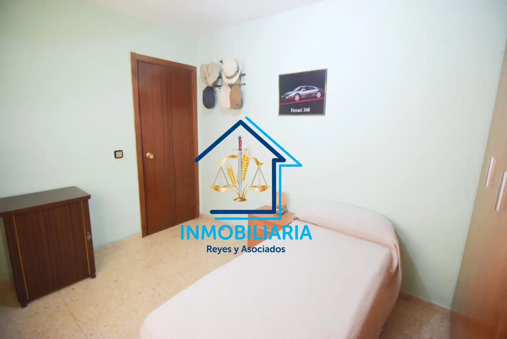 Schlafzimmer von Wohnung zum Verkauf in Córdoba mit Klimaanlage