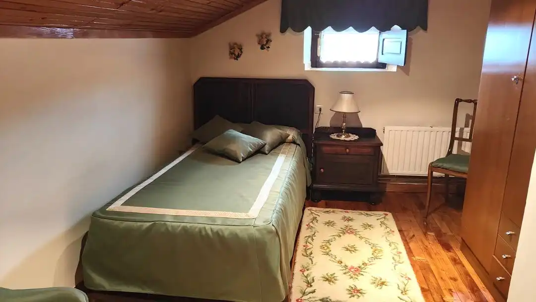Dormitori de Casa o xalet en venda en Los Tojos  amb Calefacció i Moblat
