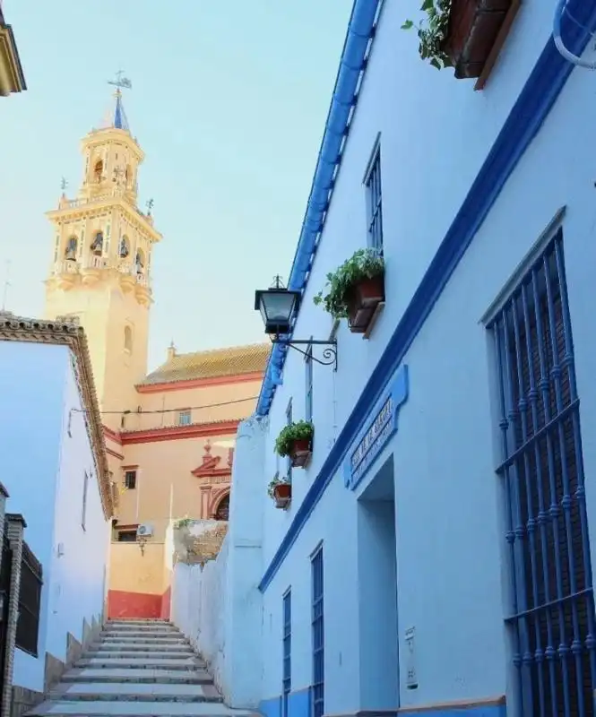 Exterior view of Buildings for sale in Alcalá de Guadaira