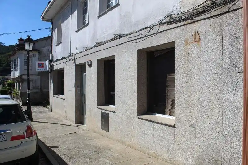 Vista exterior de Local de alquiler en Boqueixón