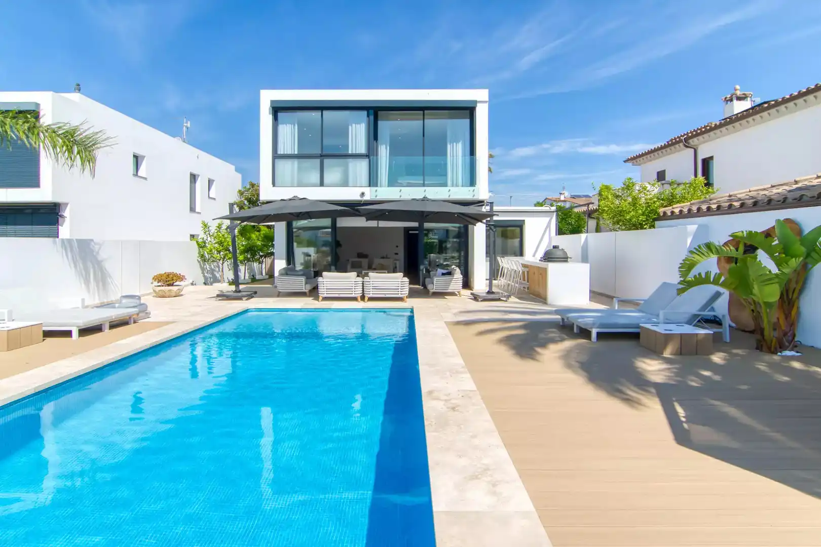 Piscina de Casa o xalet en venda en Empuriabrava amb Aire condicionat, Calefacció i Terrassa
