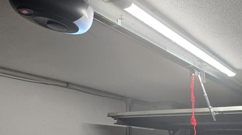 Garaje cerrado con puerta automatica y cargador eléctrico, imatge 4
