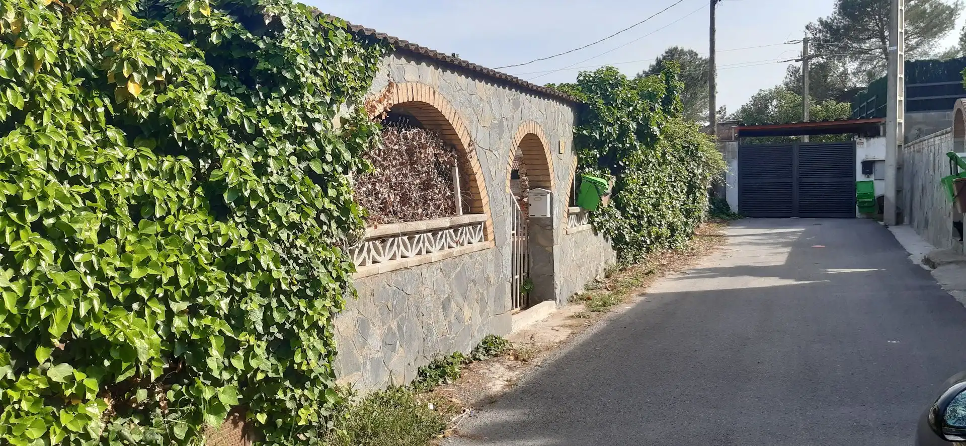 Vista exterior de Casa o xalet en venda en Vacarisses amb Jardí privat, Terrassa i Piscina