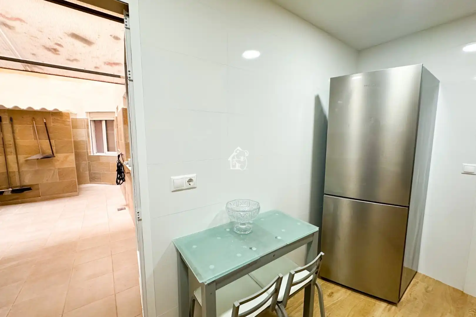 Cuina de Apartament de lloguer en Torrevieja amb Terrassa, Moblat i Forn