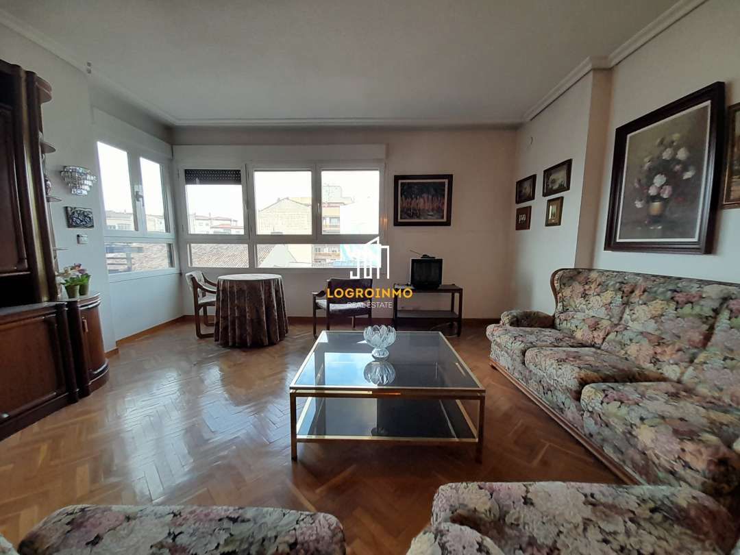 Sala d'estar de Pis en venda en  Logroño amb Aire condicionat, Terrassa i Traster