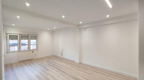 Foto 3 de Pis de lloguer a Gijón - Calle Doctor Aquilino Hurle, 26, La Arena, Gijón