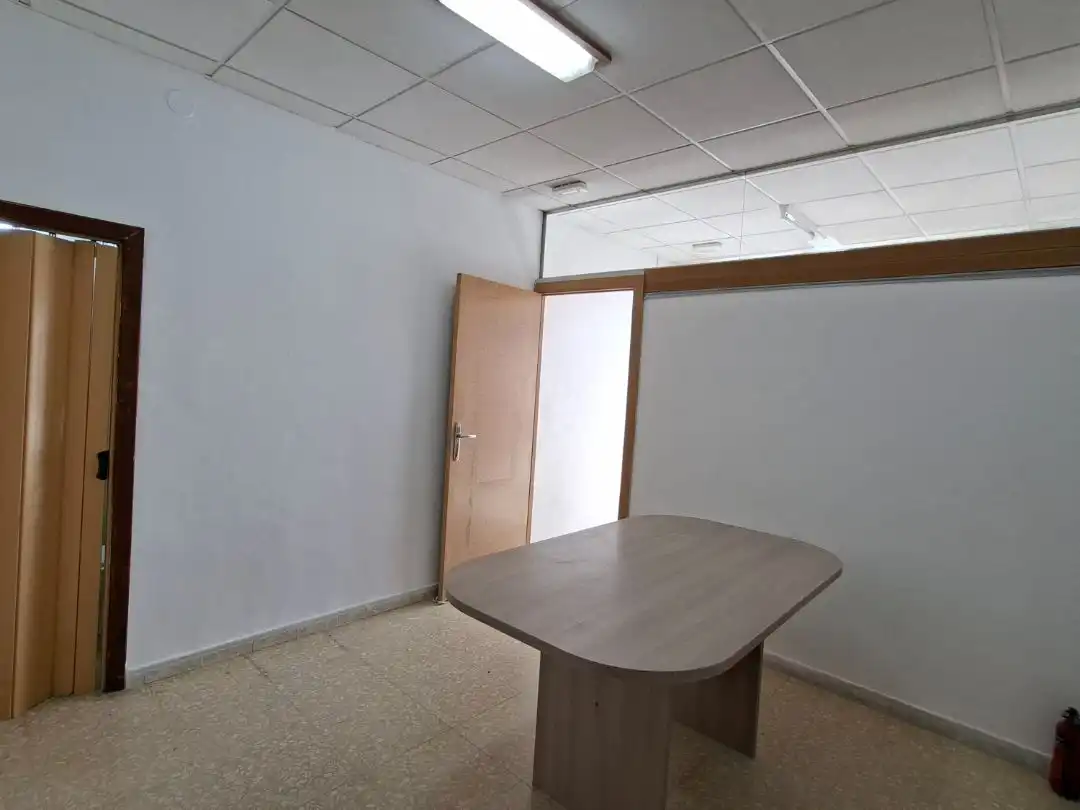 Local en venda en L'Hospitalet de Llobregat