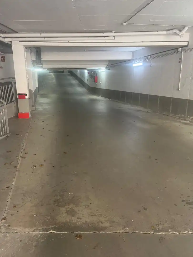 Aparcament de Àtic en venda en Donostia - San Sebastián  amb Aire condicionat, Calefacció i Terrassa