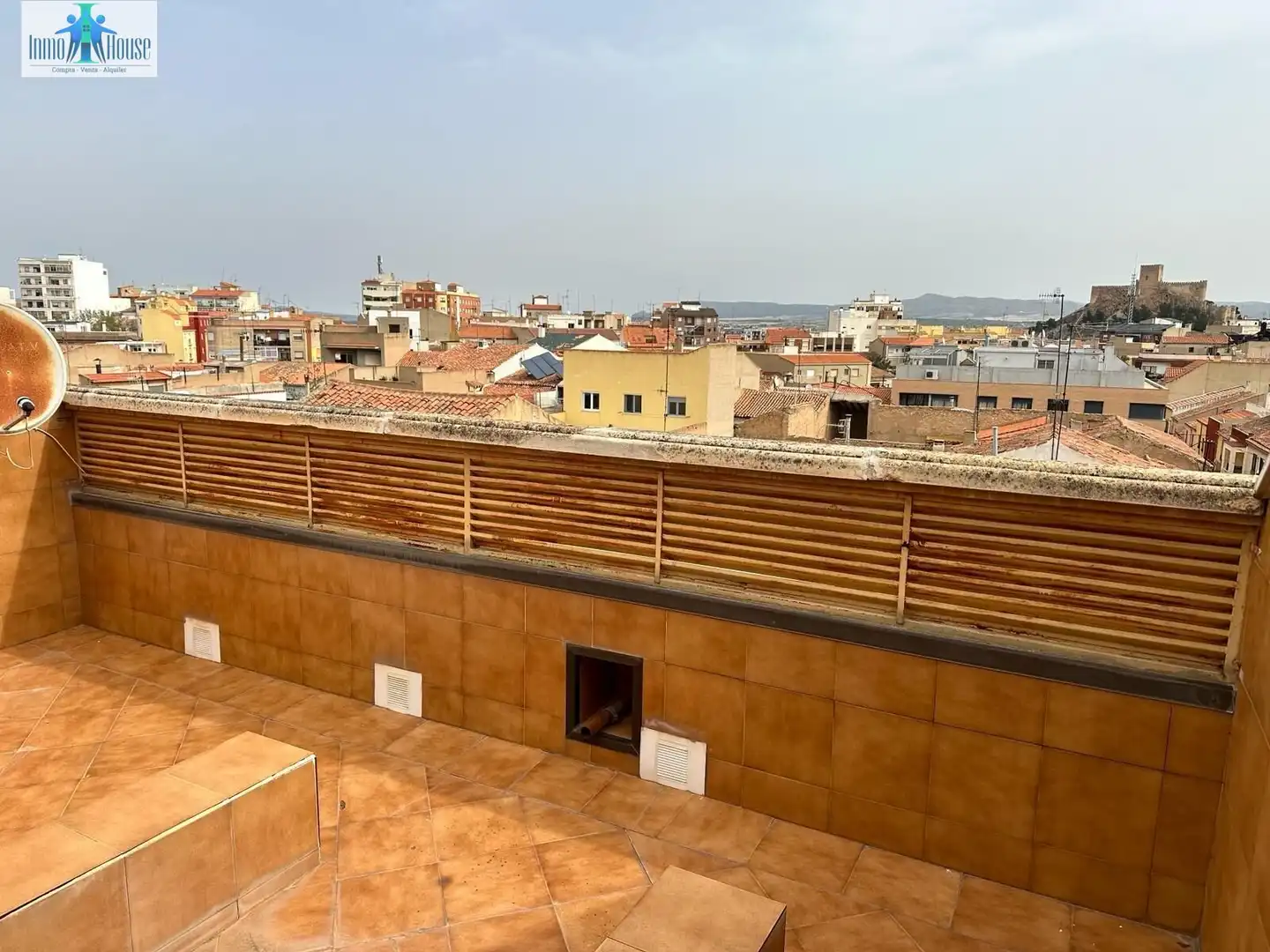 Terrace of Attic for sale in Almansa  with Air Conditioner, Private garden and Terrace