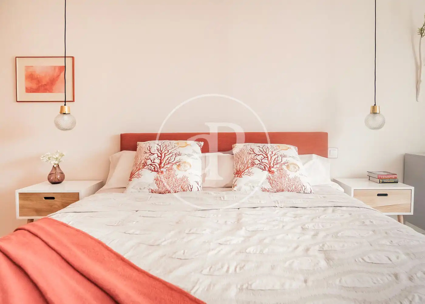 Attic for rent in C. de los Caños del Peral, Palacio