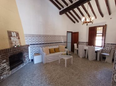 Casa rústica amb piscina en venda a Lugar los Faustinos