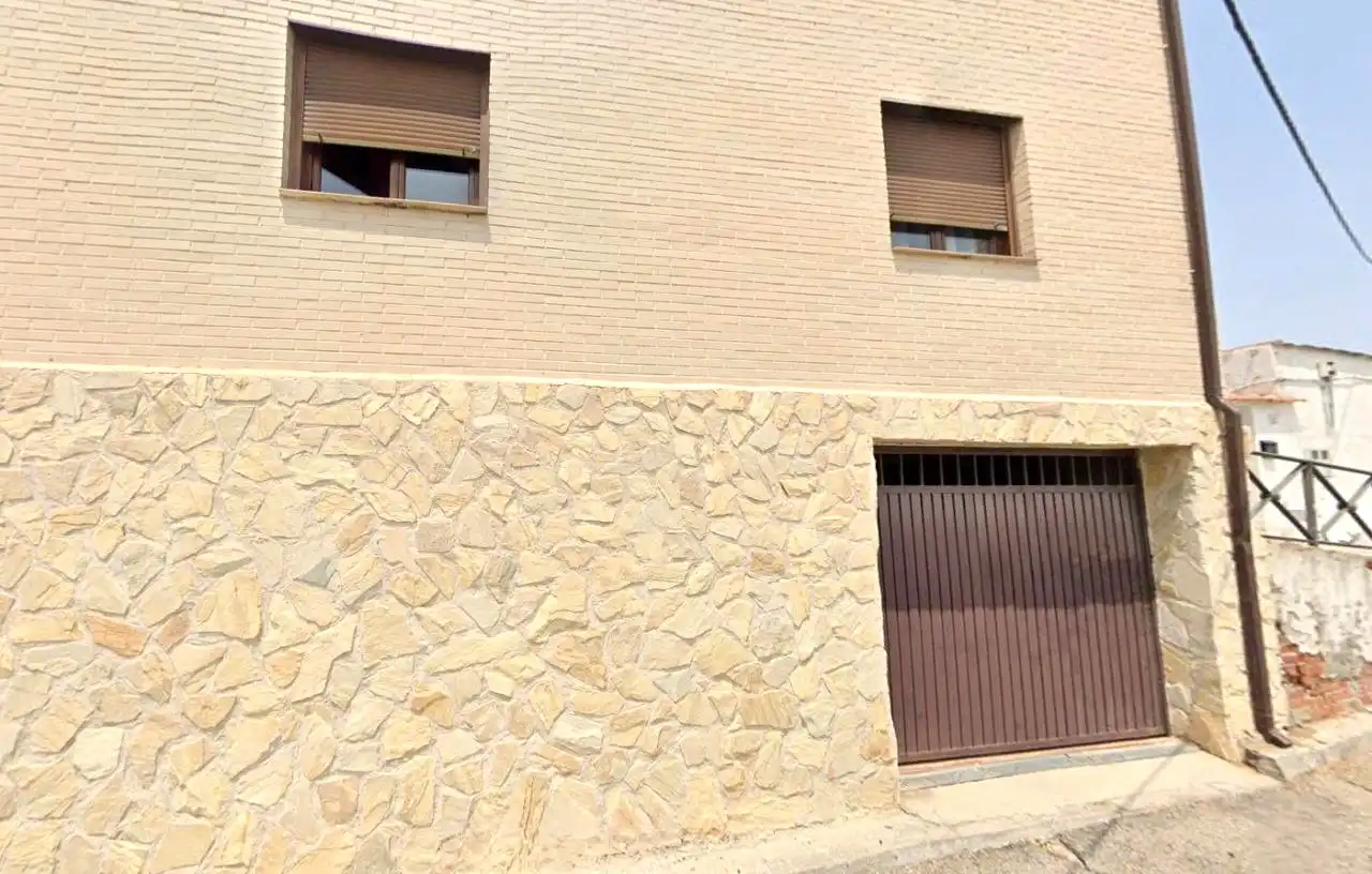 Garaje en venta en Cerro Alto, Borox