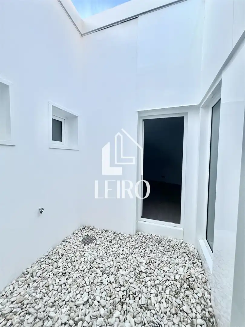 Exterior view of Commercial properties for rent in Vilanova de Arousa