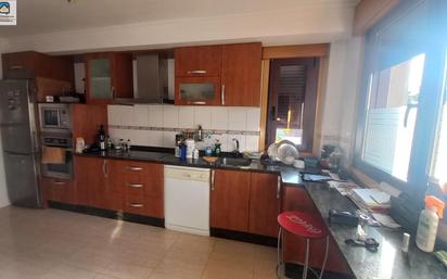 Kitchen of Single-family semi-detached for sale in Castellanos de Moriscos  with Heating, Private garden and Community pool