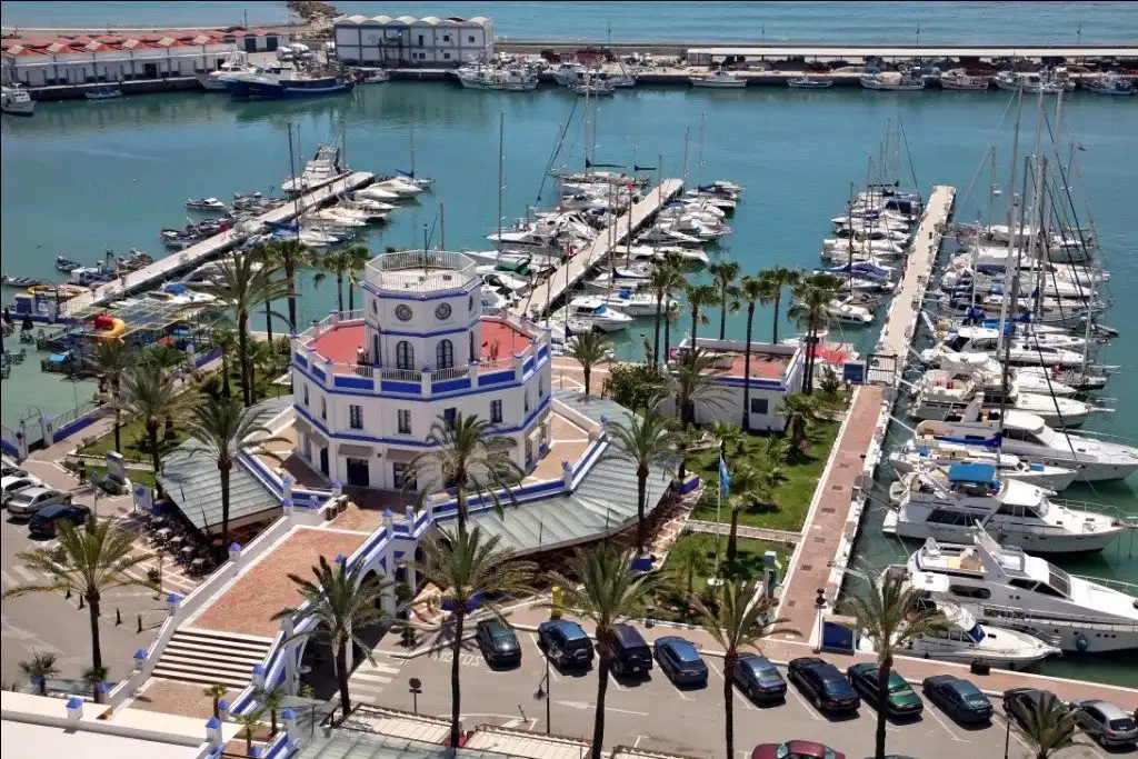 Ático en venta en Estepona con Aire acondicionado, Calefacción y Terraza