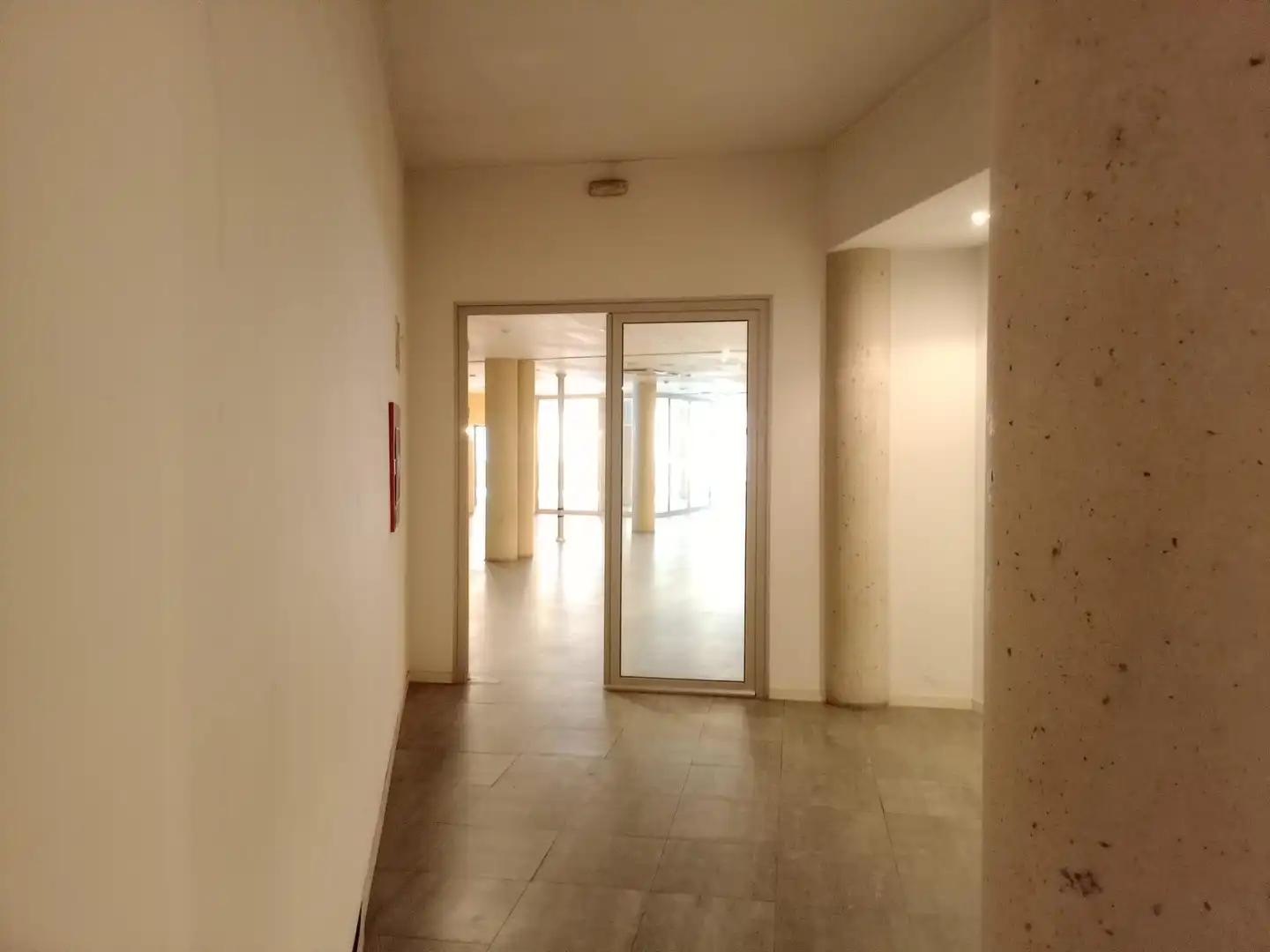 Local commercial à louer à Sant Julià, imagen 69