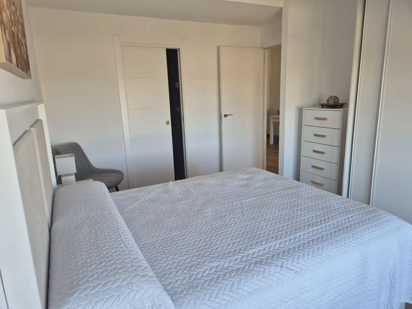 Dormitori de Apartament de lloguer en Badajoz amb Aire condicionat, Calefacció i Terrassa