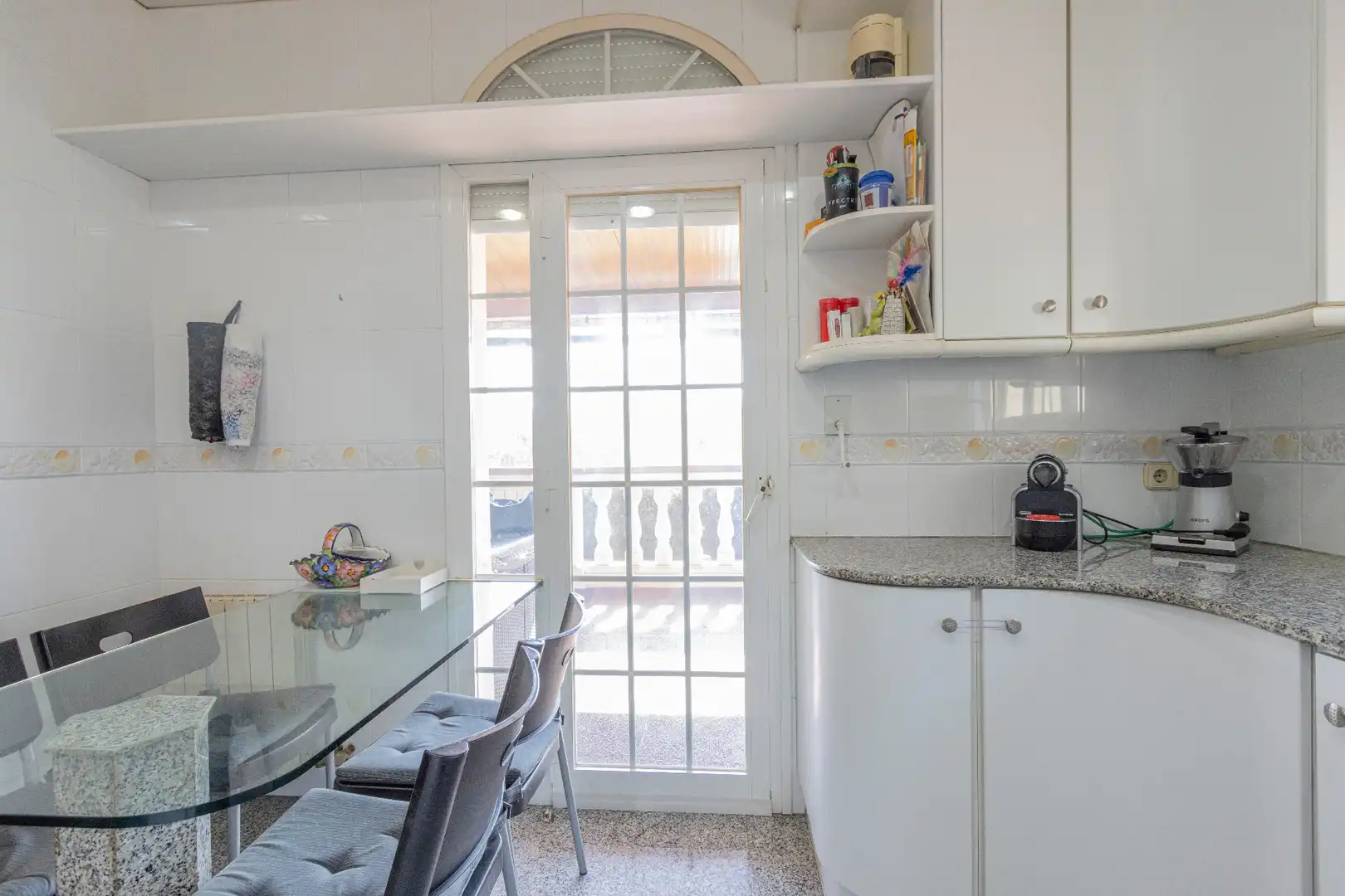 Kitchen of Houses for sale in El Masnou  with Air Conditioner, Heating and Private garden