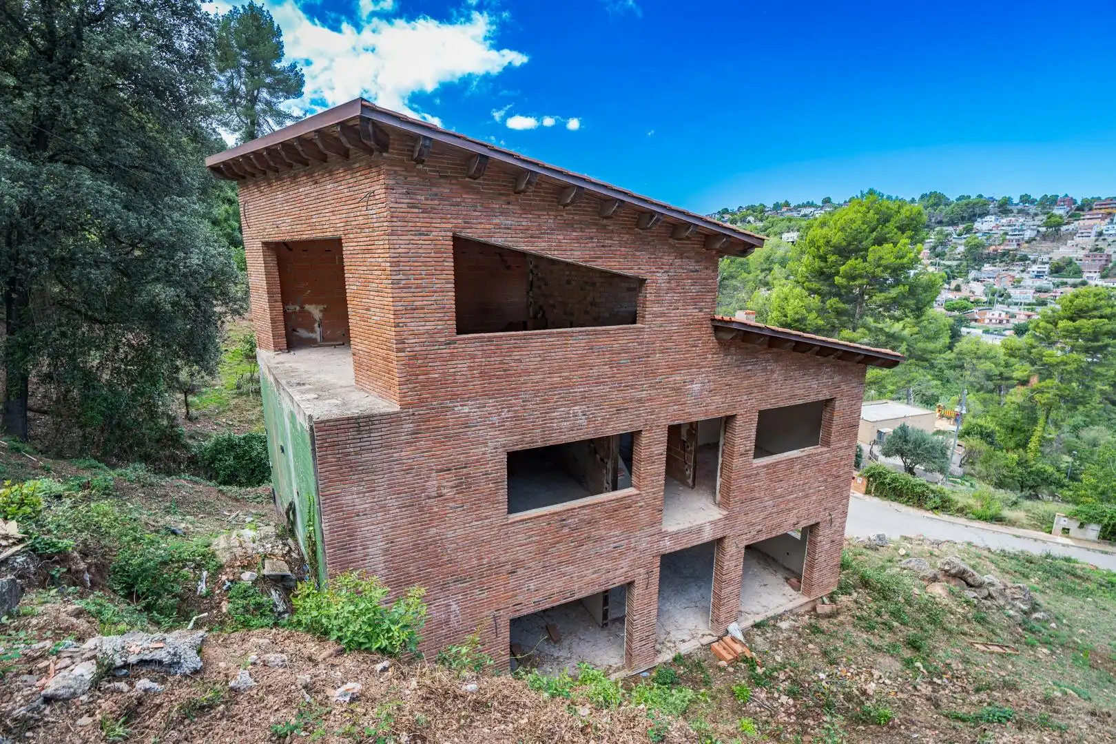 Außenansicht von Haus oder Chalet zum Verkauf in Corbera de Llobregat mit Privatgarten