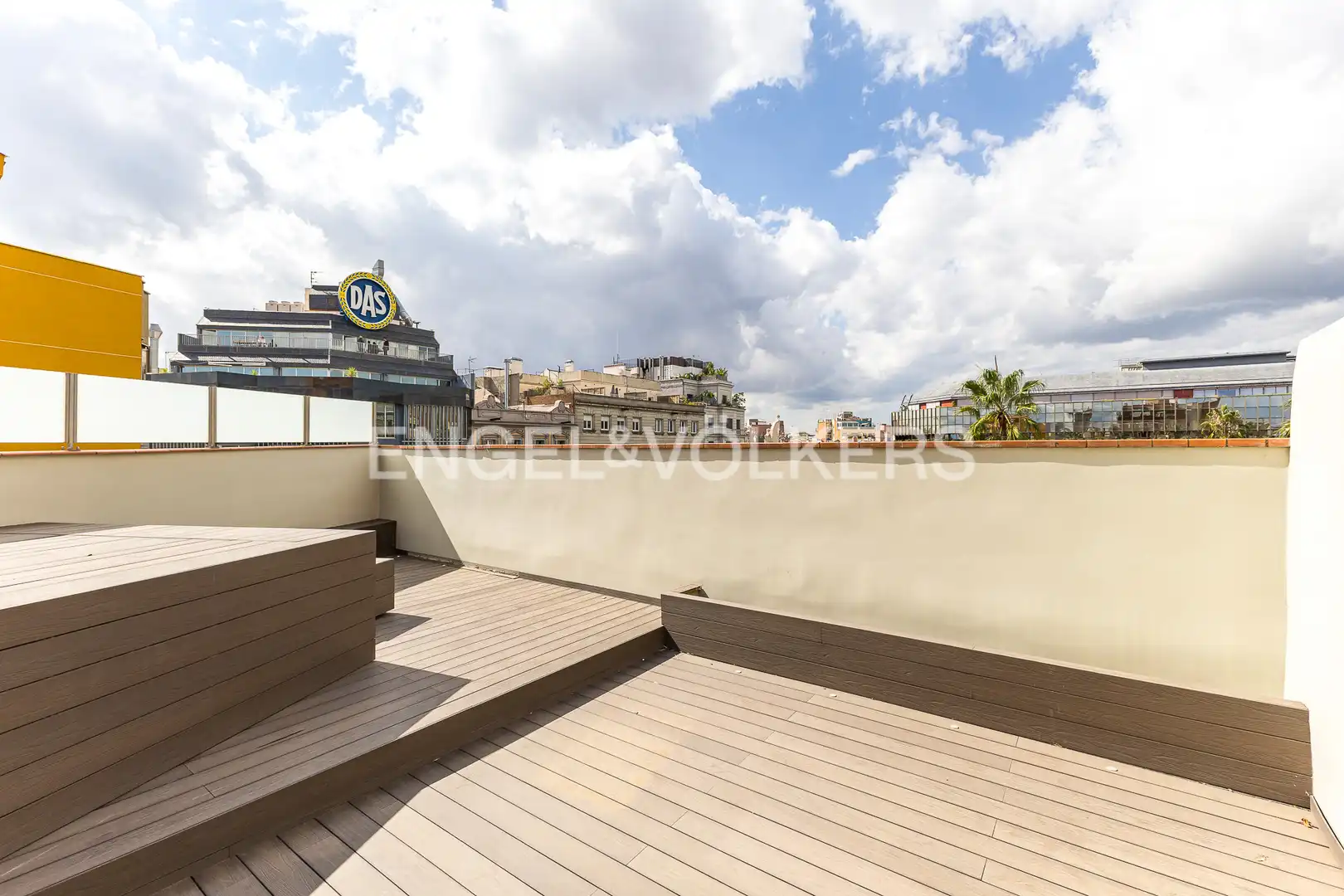 Terrasse von Dachboden zum Verkauf in Barcelona mit Klimaanlage, Heizung und Parkett