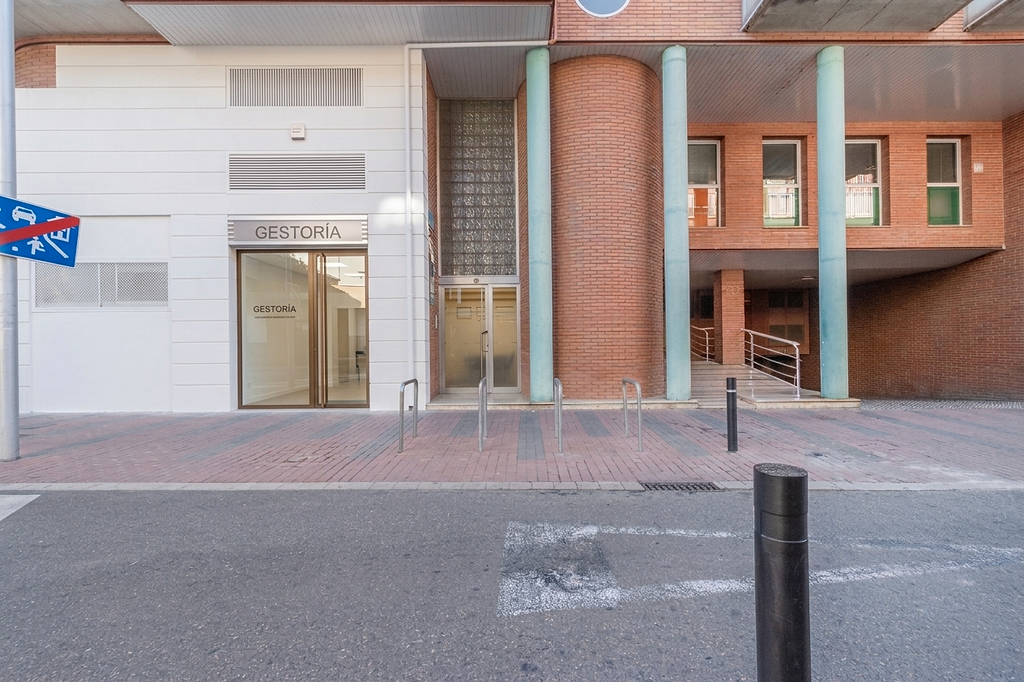 Außenansicht von Geschaftsraum zum Verkauf in  Lleida Capital