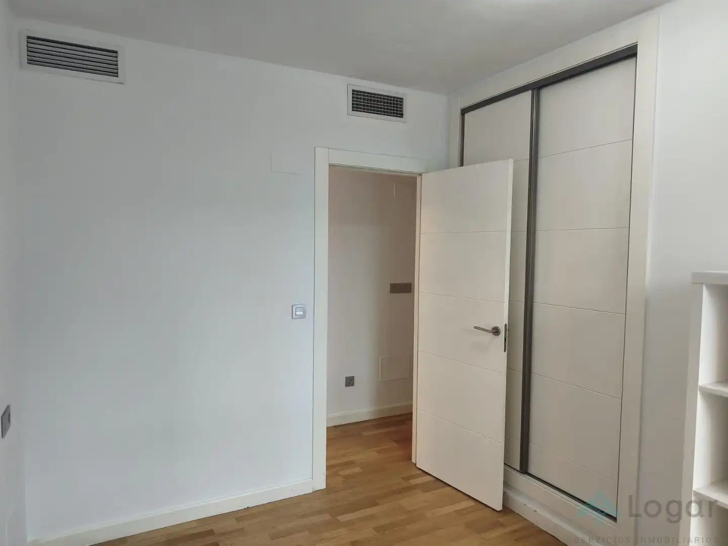 Bedroom of Flat for rent in Murcia  with Air Conditioner, Heating and Terrace