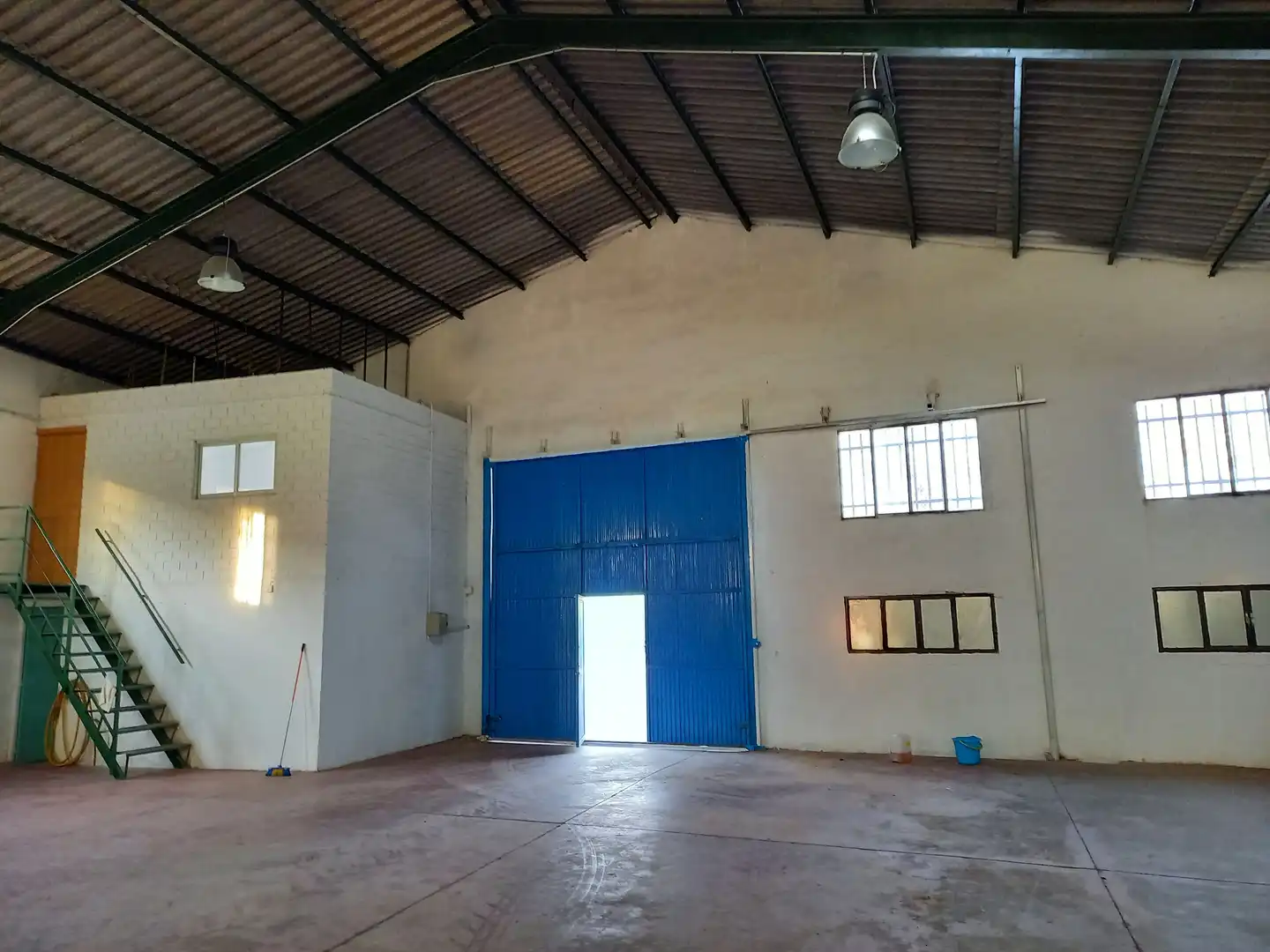 Nau industrial de lloguer en Ajalvir
