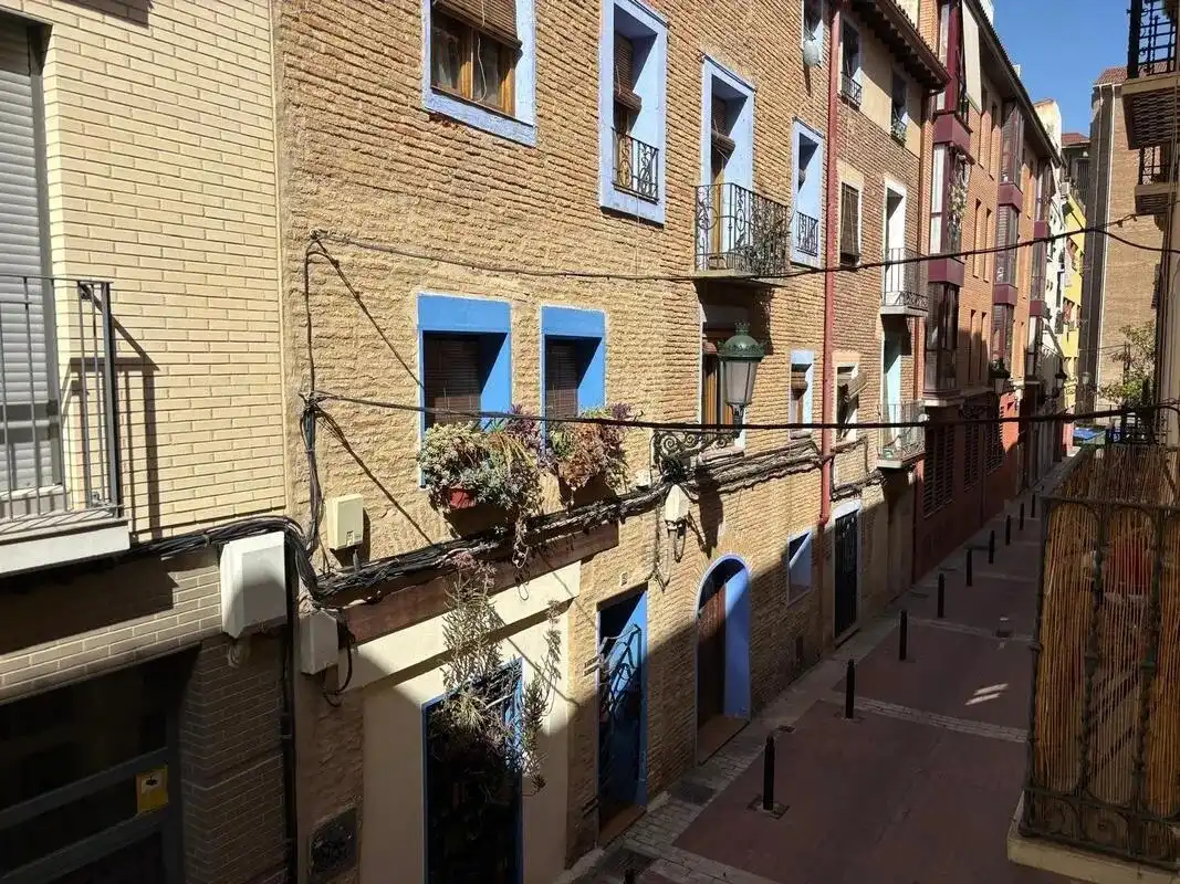 Balcony of Study for sale in Zaragoza  with Heating and Balcony