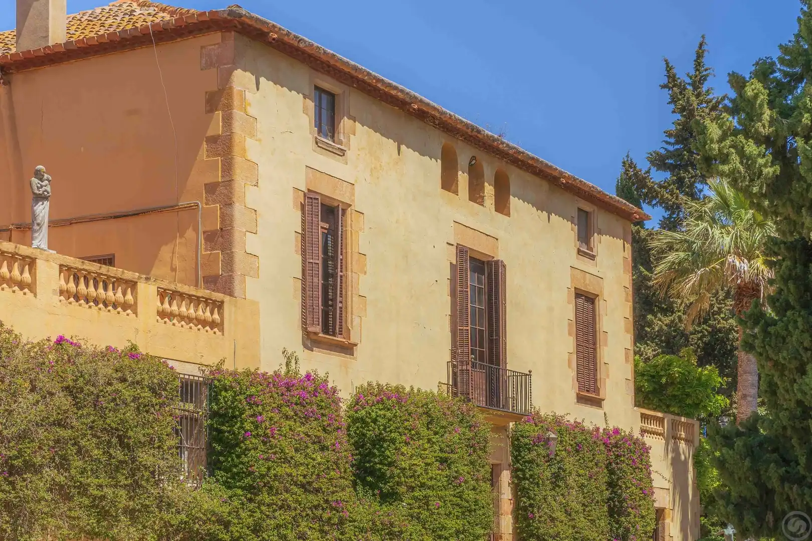 Exterior view of Houses for sale in Esplugues de Llobregat  with Terrace, Storage room and Swimming Pool