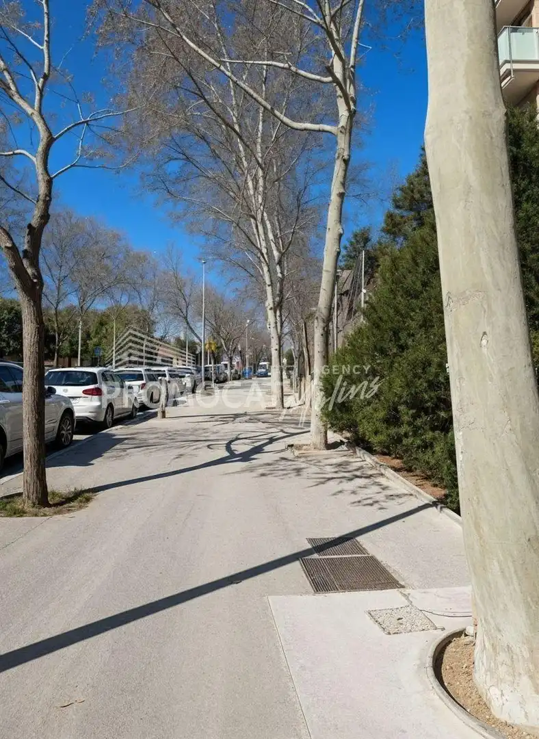 Vista exterior de Piso en venta en Molins de Rei con Aire acondicionado, Trastero y Piscina comunitaria