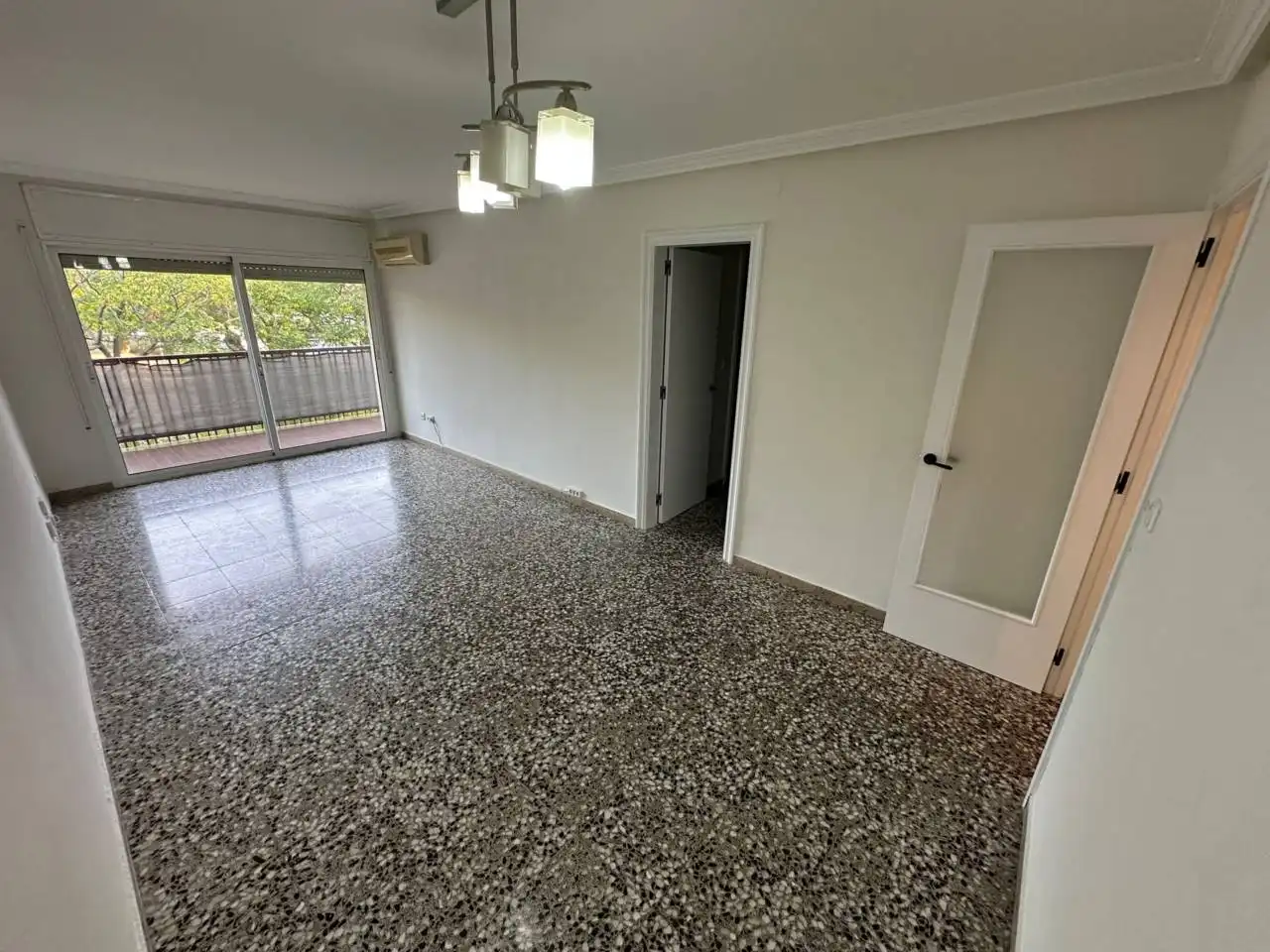 Piso con terraza en venta en Calle Galcerán de Pinós, imagen 2