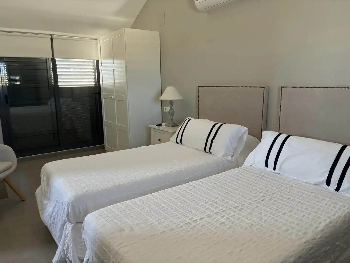 Schlafzimmer von Wohnung zur Miete in Jávea / Xàbia mit Klimaanlage, Terrasse und Schwimmbad
