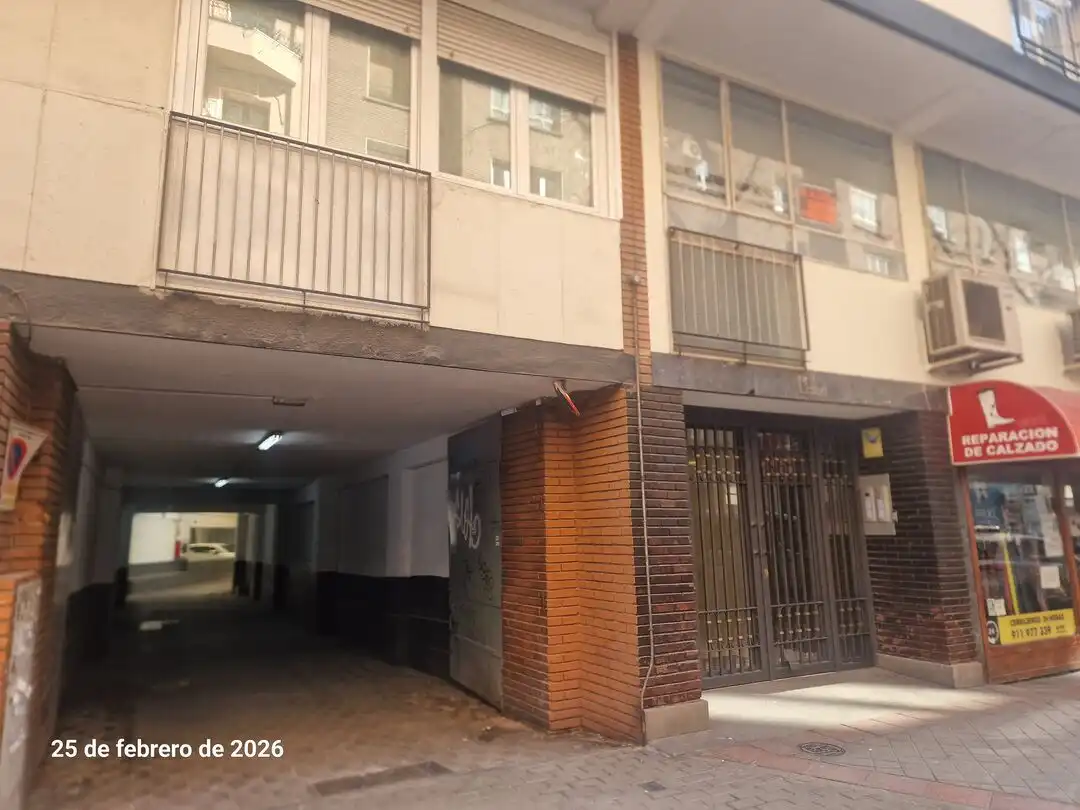 Exterior view of Office for rent in Madrid  with Air Conditioner and Heating