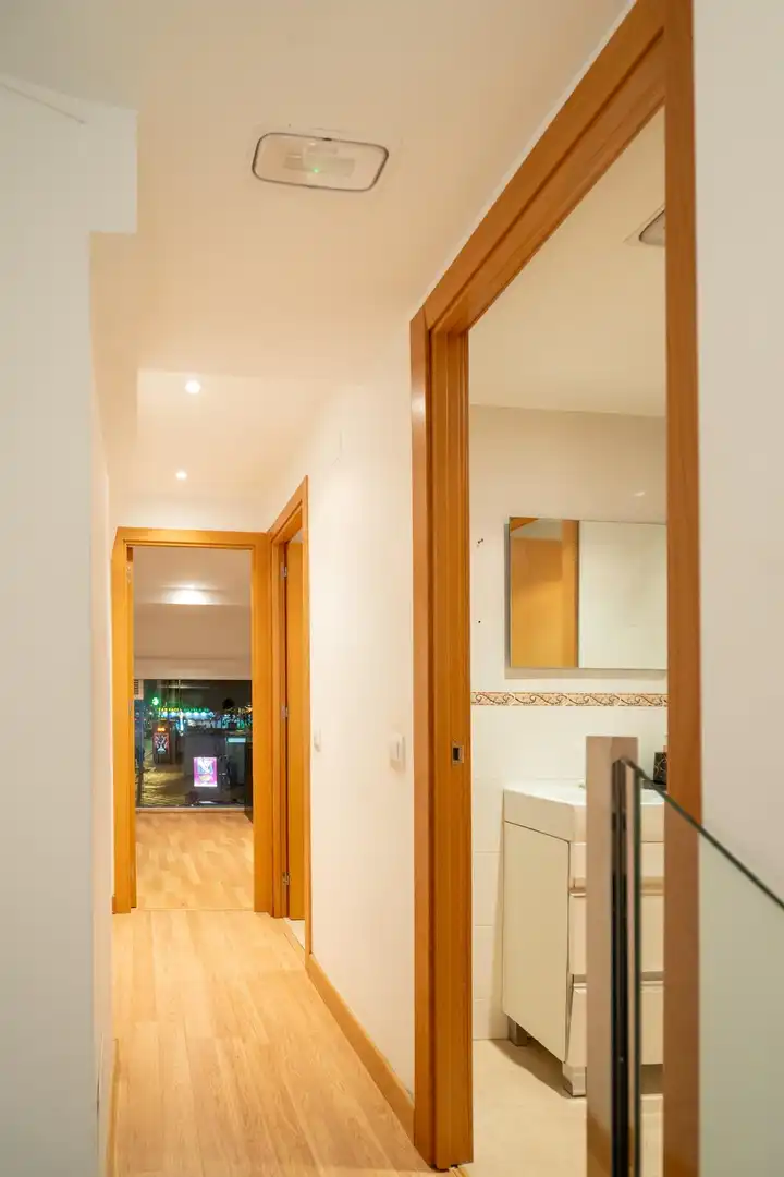 Commercial properties for rent in Madrid  with Air Conditioner and Furnished