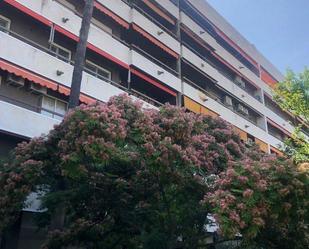 Vista exterior de Pis en venda en  Sevilla Capital amb Aire condicionat, Terrassa i Balcó