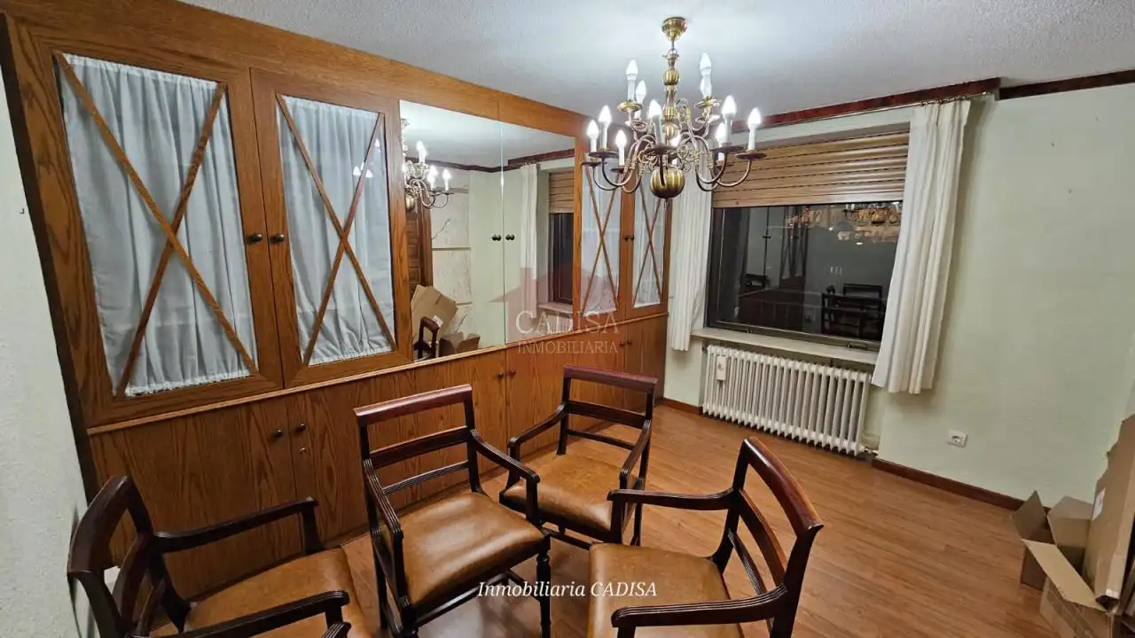 Dining room of Flat for rent in Salamanca  with Air Conditioner, Heating and Furnished