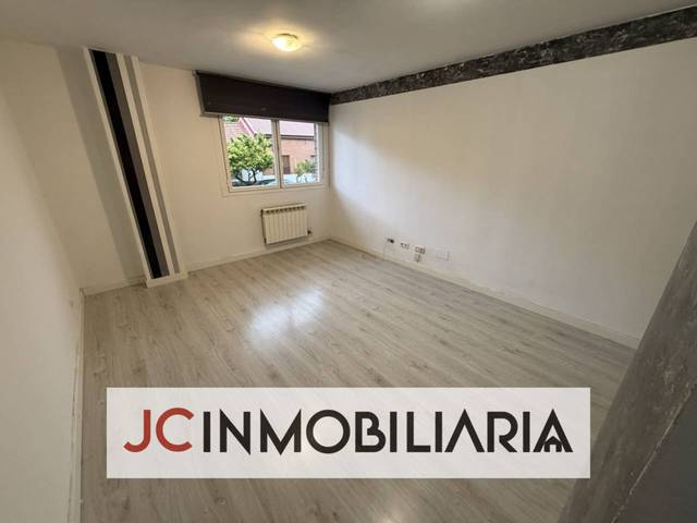 Piso en Venta en Carretera Wamba en Villanubla