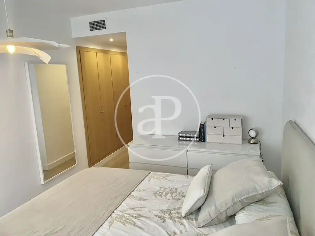 Habitación de Piso en venta en Alicante / Alacant con Aire acondicionado, Calefacción y Terraza